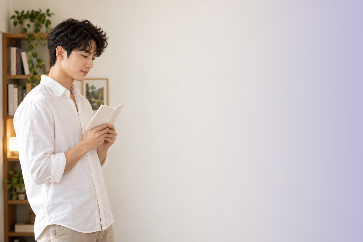 다음머니 안성카드깡 카드를 들고 상담하는 고객